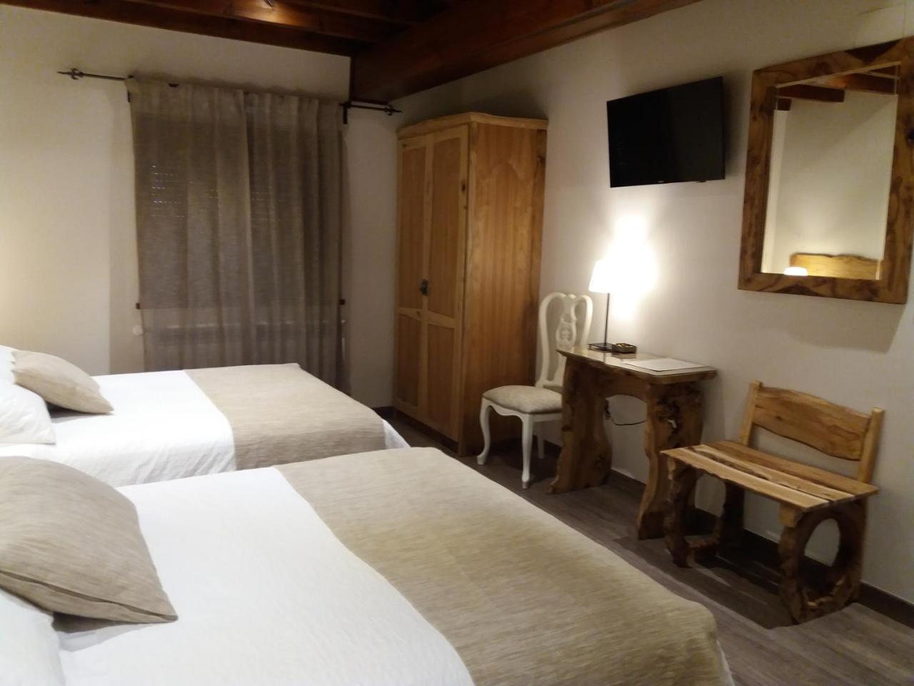 Hotel Rural El Yunque Santibanez de la Pena 外观 照片